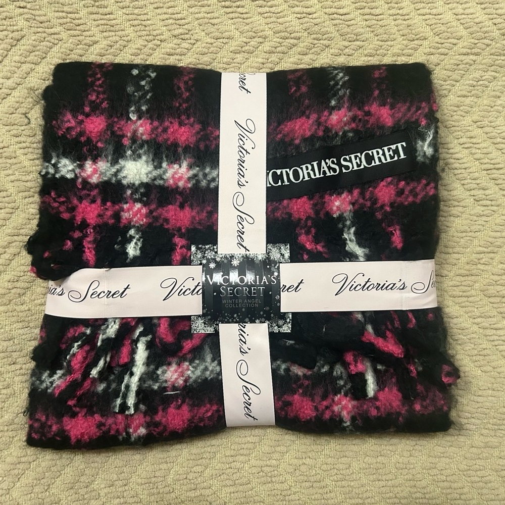 Victoria's Secret Pink and Black Scarf